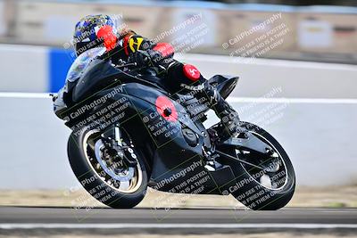 media/Apr-18-2025-TrackDaz (Fri) [[45f5874c44]]/B Group/Session 4 (Turn 6 - Outside)/